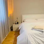 Villa Location 3-floor With 6 Bedrooms