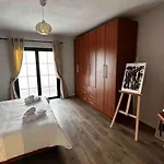 Location 3-floor With 6 Bedrooms *