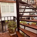 Location 3-floor With 6 Bedrooms *