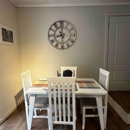 Villa Location 3-floor With 6 Bedrooms *