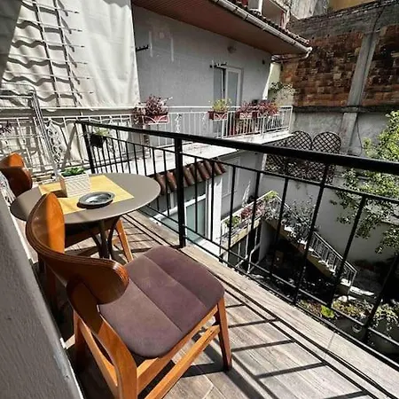 Villa Location 3-floor With 6 Bedrooms