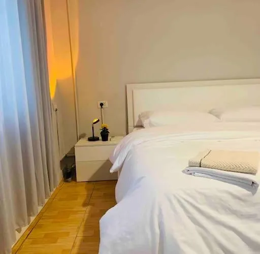 别墅 Location 3-floor With 6 Bedrooms